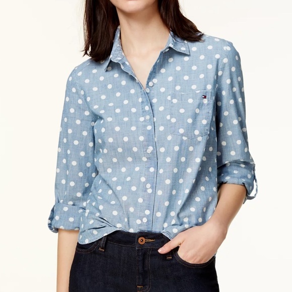 Tommy Hilfiger button down light blue shirt with white polka dots women’s - Picture 1 of 16